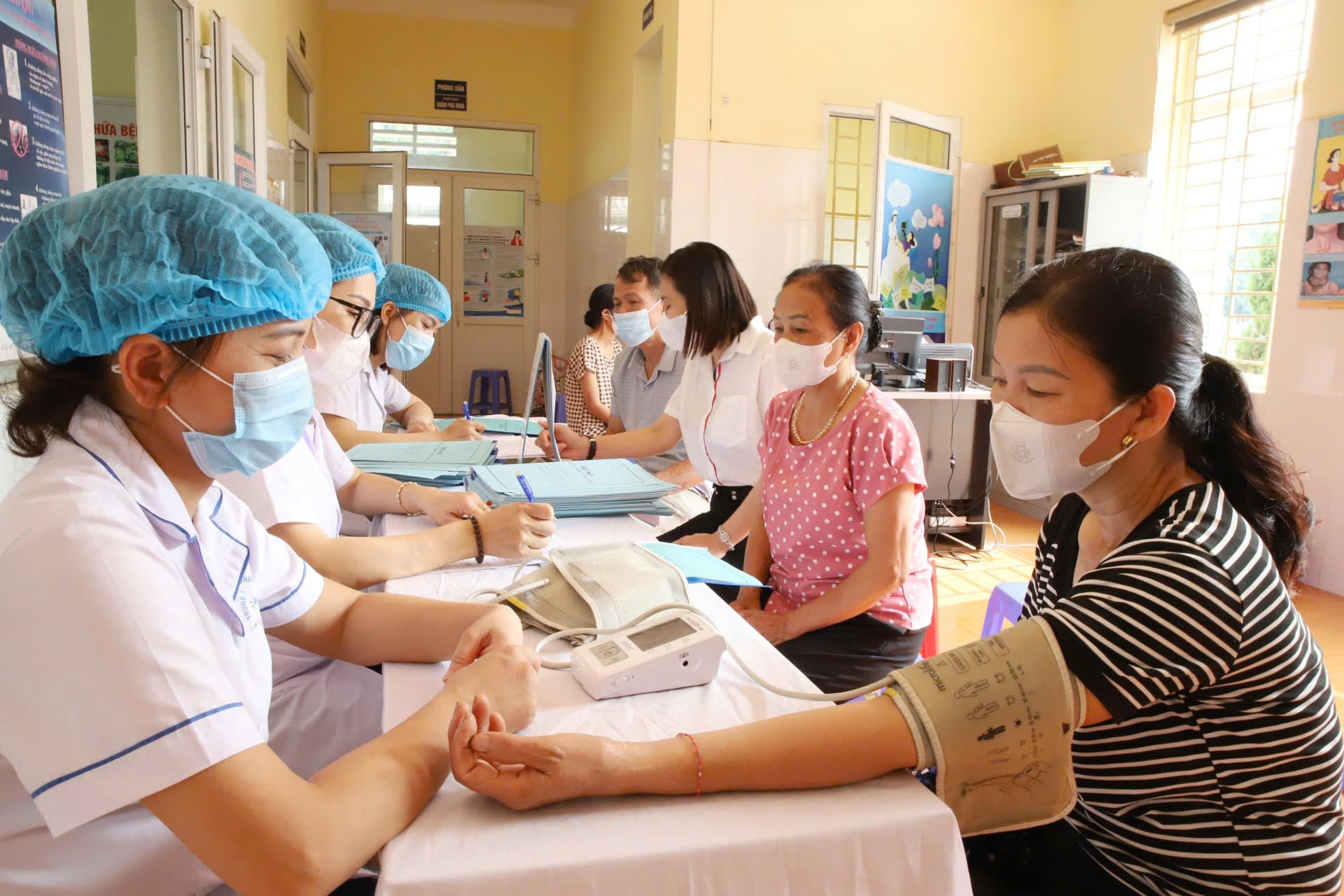 Chỉ thị số 17/CT-TTg ngày 6/5/2026 của Thủ tướng Chính phủ về việc tổ chức khám sức khỏe định kỳ hoặc khám sàng lọc miễn phí cho người dân