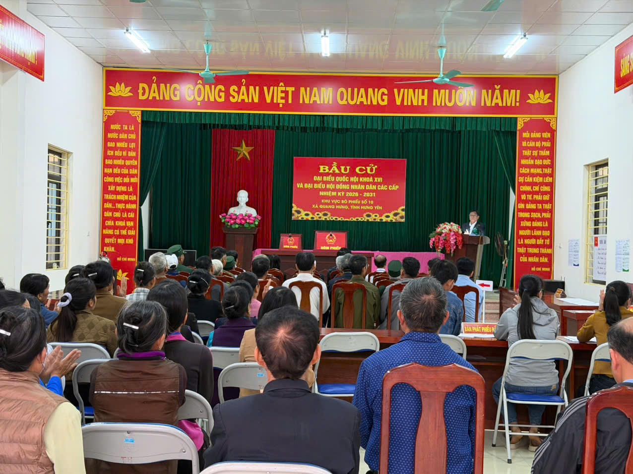 Quang Hưng tổ chức vận hành thử nghiệm Chương trình khai mạc và thực hành quy trình bỏ phiếu bầu cử