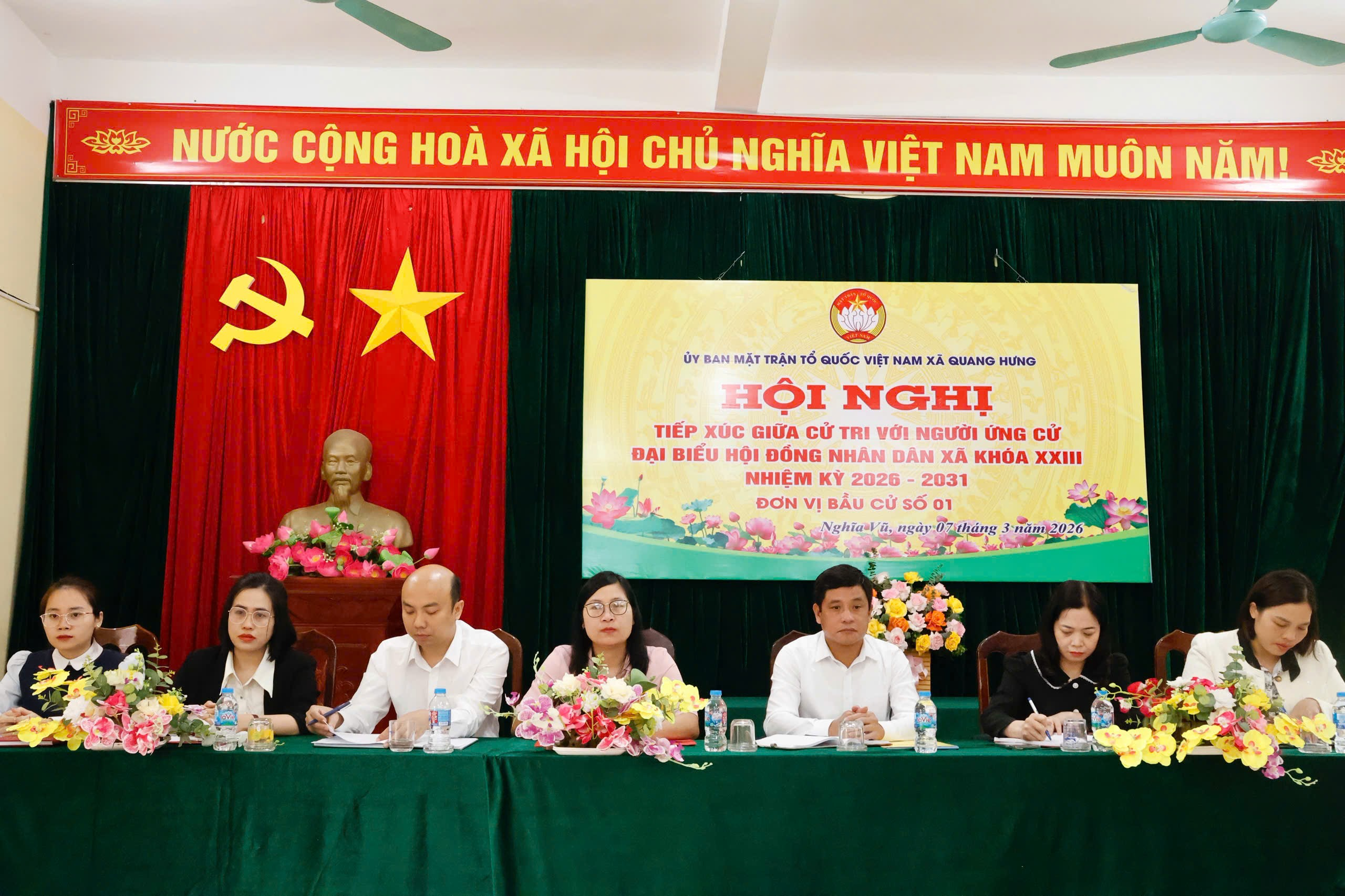 Quang Hưng tổ chức hội nghị tiếp xúc giữa những người ứng cử đại biểu HĐND xã khoá XXIII, nhiệm kỳ 2026 - 2031 với cử tri, đơn vị bầu cử số 01