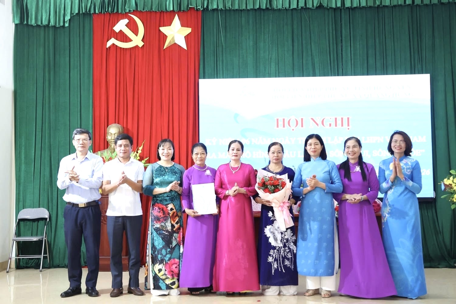QUANG HƯNG SÔI NỔI CÁC HOẠT ĐỘNG CHÀO MỪNG KỶ NIỆM 96 NĂM NGÀY THÀNH LẬP HỘI LIÊN HIỆP PHỤ NỮ VIỆT NAM, NGÀY PHỤ NỮ VIỆT NAM 20/10